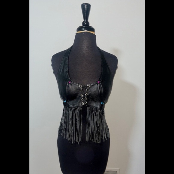 🖤SOLD🖤 Vintage Leather Club leather halter crop top with fringe and beads - Picture 4 of 6